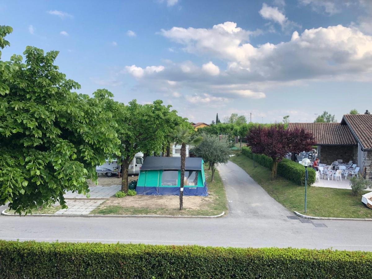 سيرمِيوني Ohana Apartments Camping Tiglio المظهر الخارجي الصورة